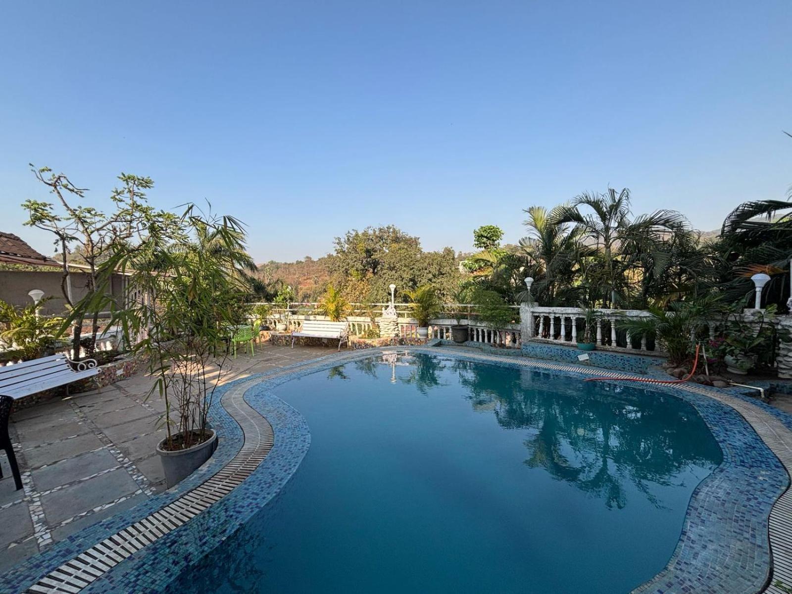 Rockdale Hotel & Resort Mira-Bhayandar ภายนอก รูปภาพ